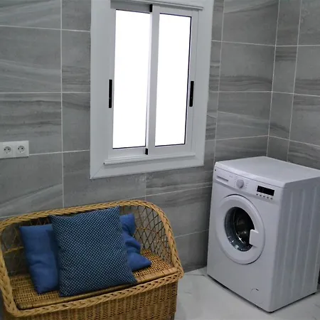 Genius Apartment *